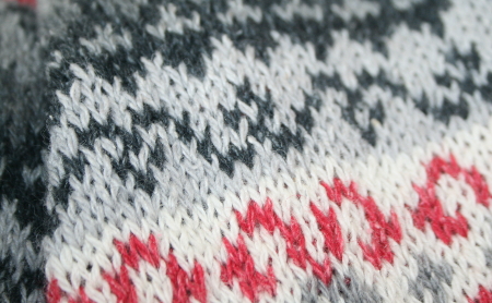 détail jacquard au tricot